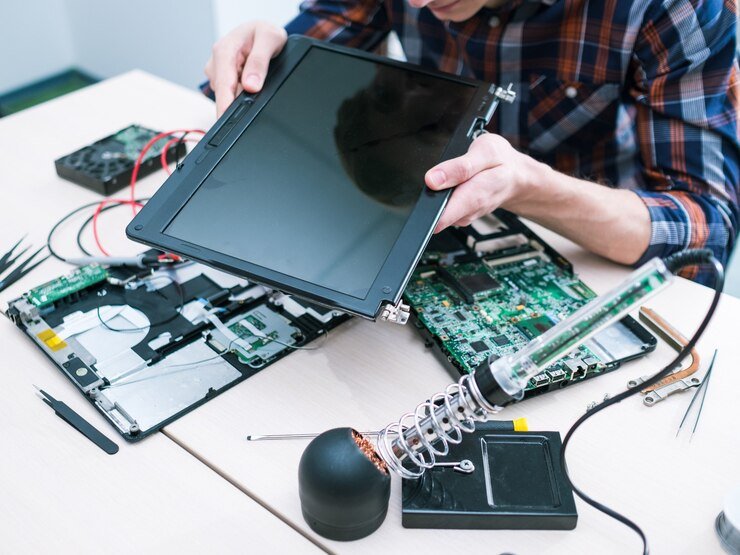 system-administrator-network-engineer-hardware-computer-repair-service_201836-5473